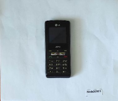 Сотовый телефон LG KP110  не проверено, экран ен разбит